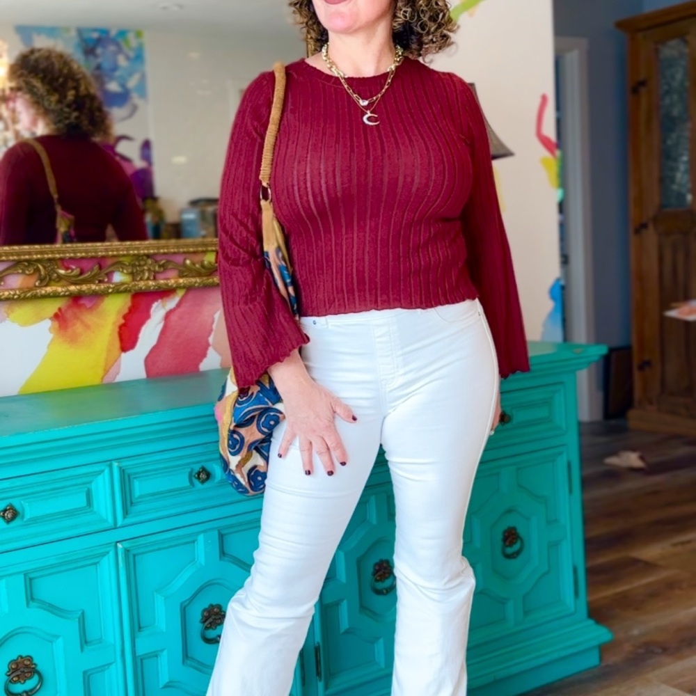 Women's Ribbed Burgundy Top - Picture 1 of 3
